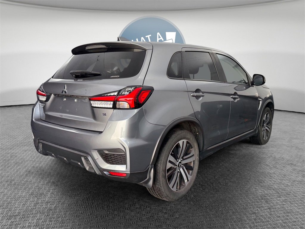 Used 2021 Mitsubishi Outlander Sport SE image 3