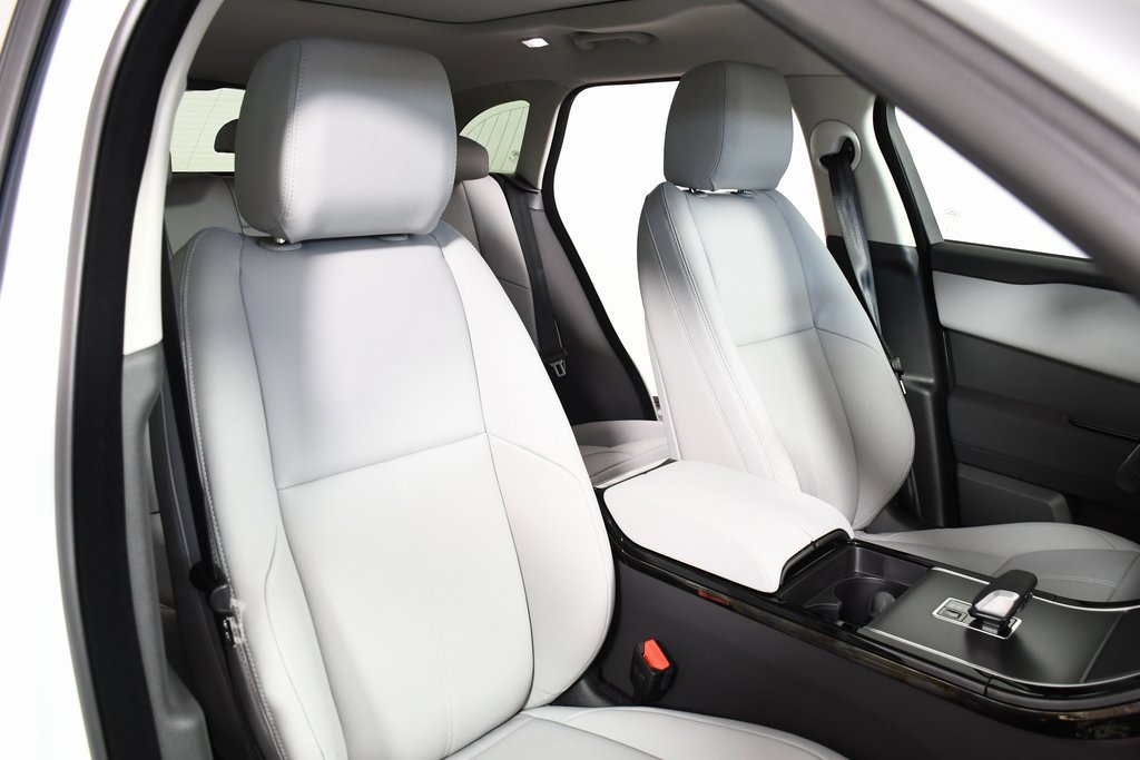 Used 2025 Land Rover Range Rover Velar Dynamic SE image 20