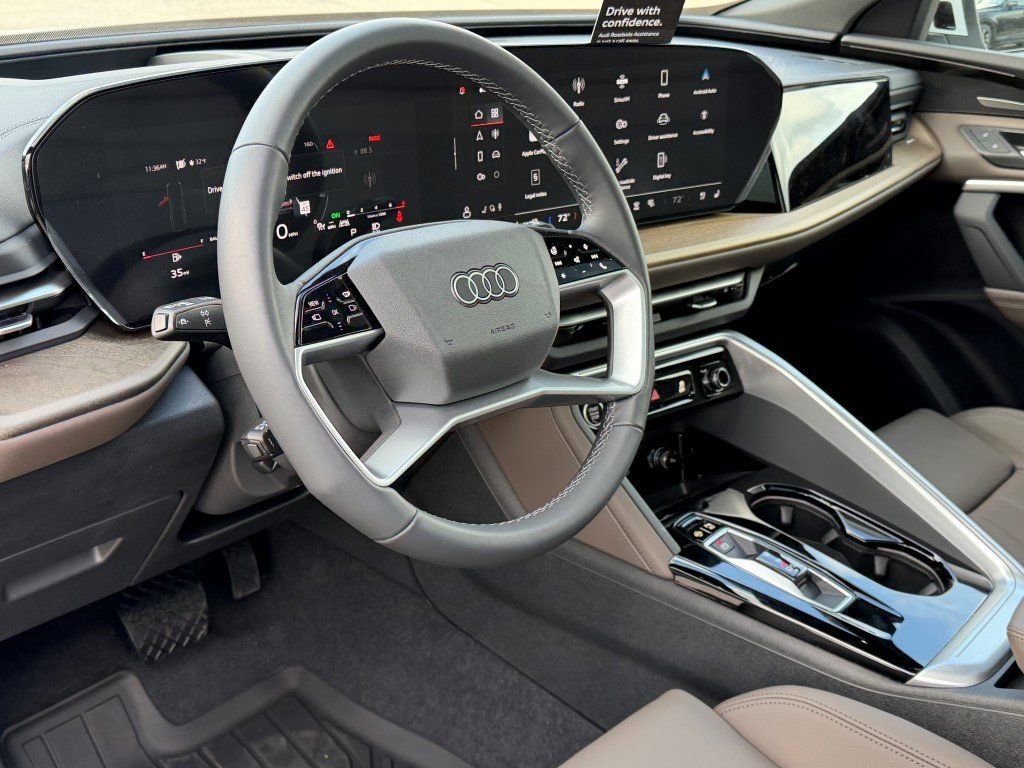 New 2025 Audi Q5 2.0T Premium Plus image 20