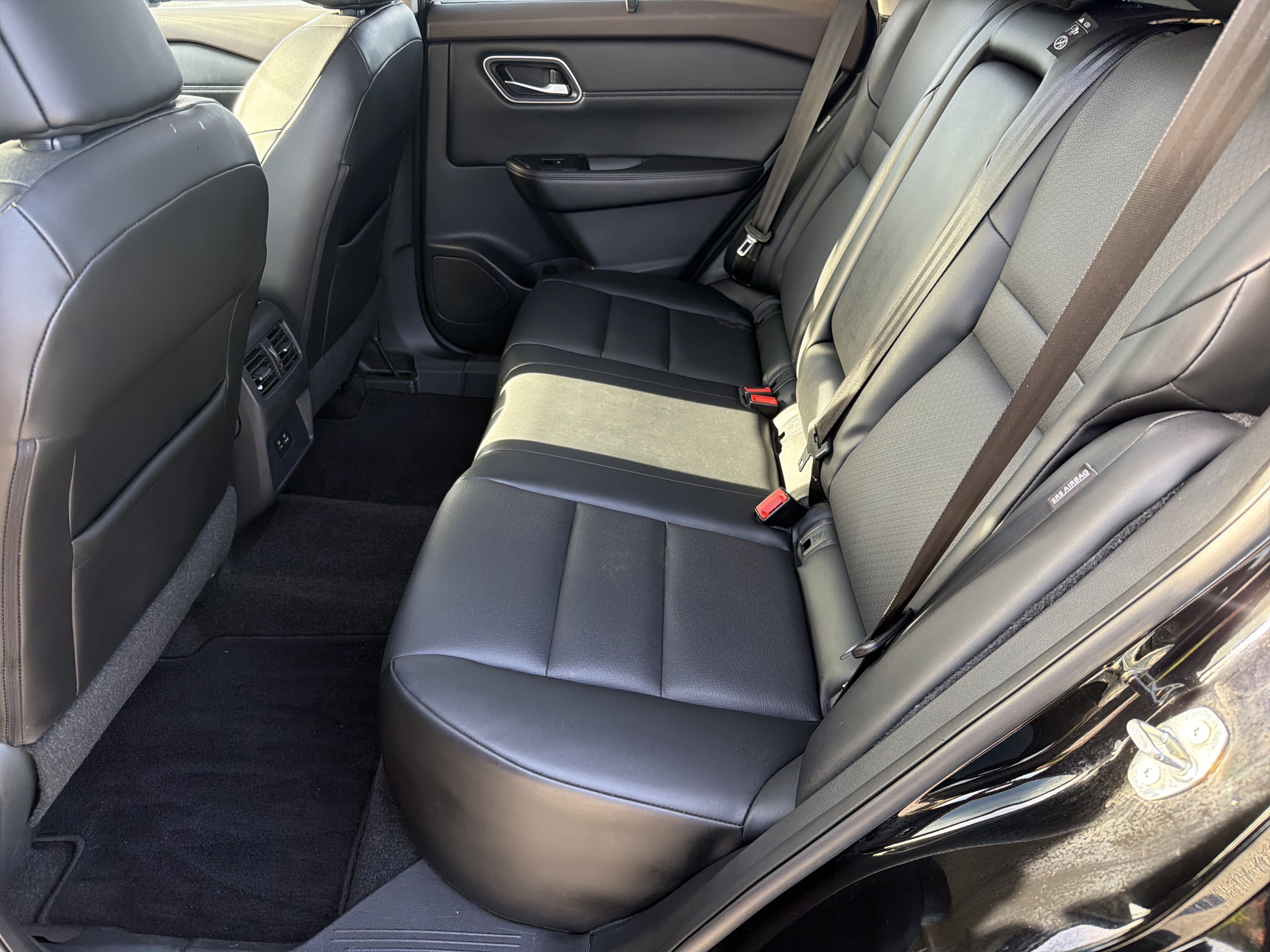 Used 2021 Nissan Rogue SV w/ Premium Package AWD/4WD image 31