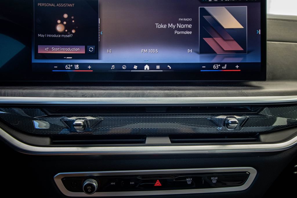 Used 2025 BMW X7 xDrive40i w/ M Sport Package AWD/4WD image 42