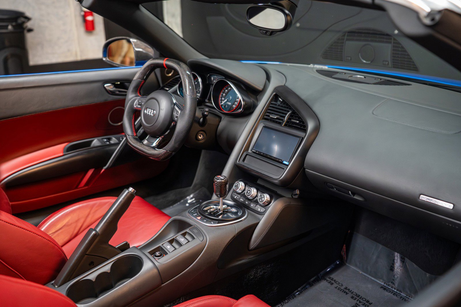 Used 2011 Audi R8 V10 AWD/4WD image 9