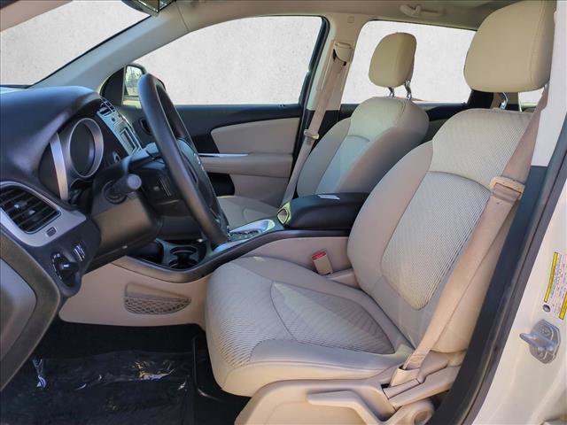 Used 2019 Dodge Journey SE FWD image 12