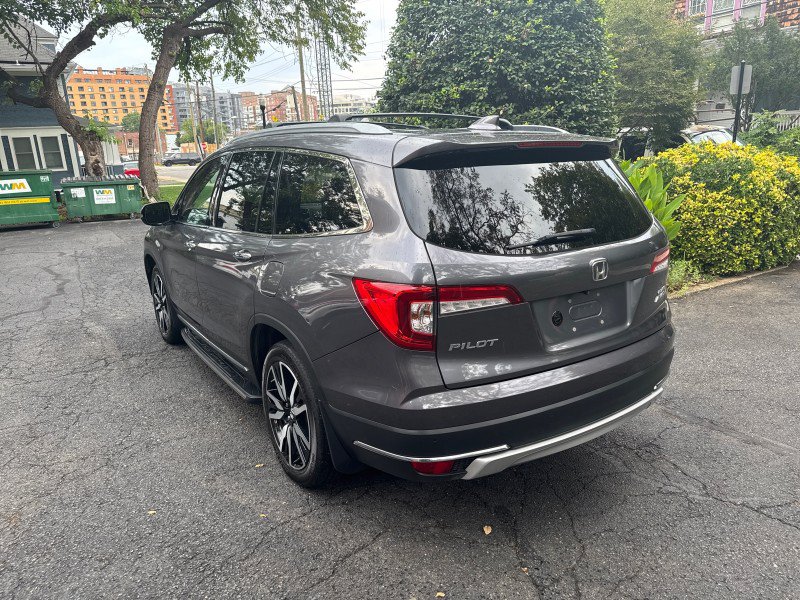 Used 2019 Honda Pilot Elite image 4