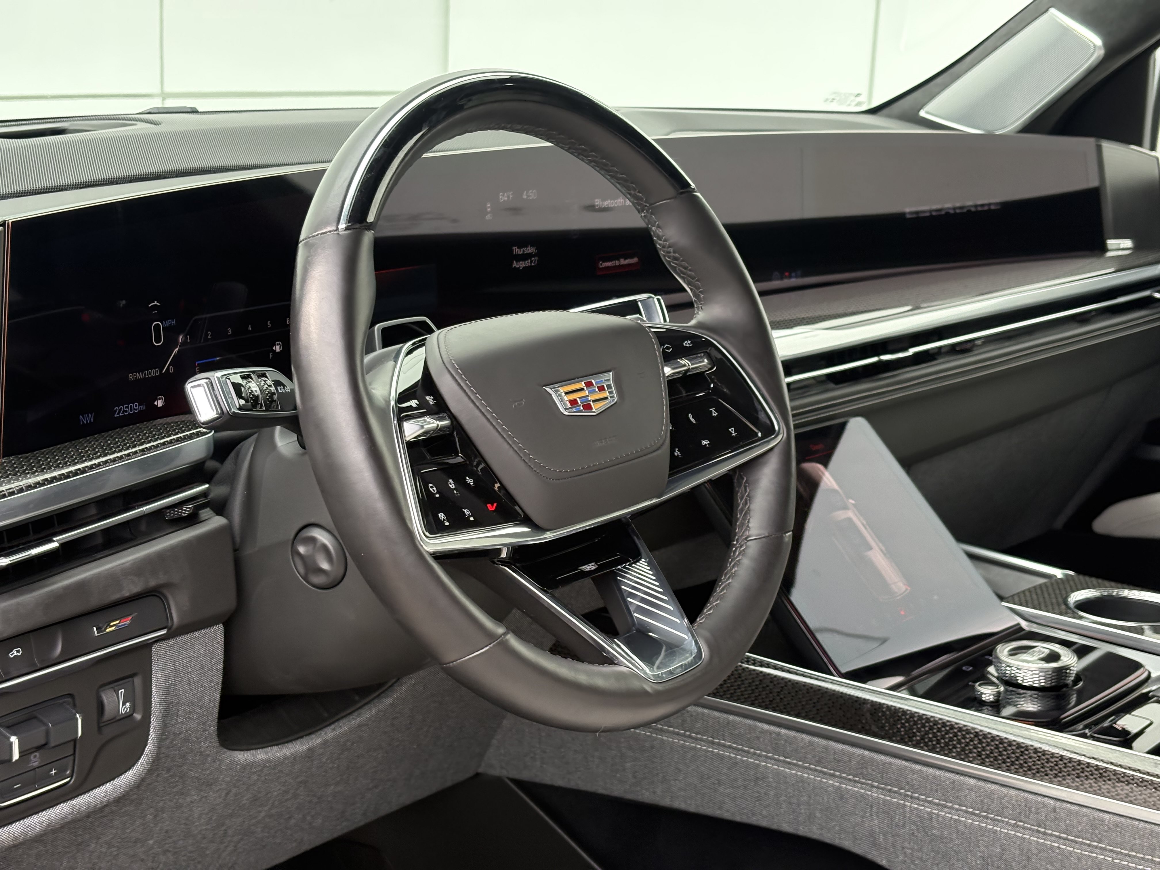 Certified 2025 Cadillac Escalade V AWD/4WD image 19