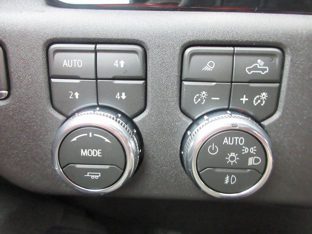 New 2026 GMC Sierra 3500 SLE w/ SLE Value Package image 17