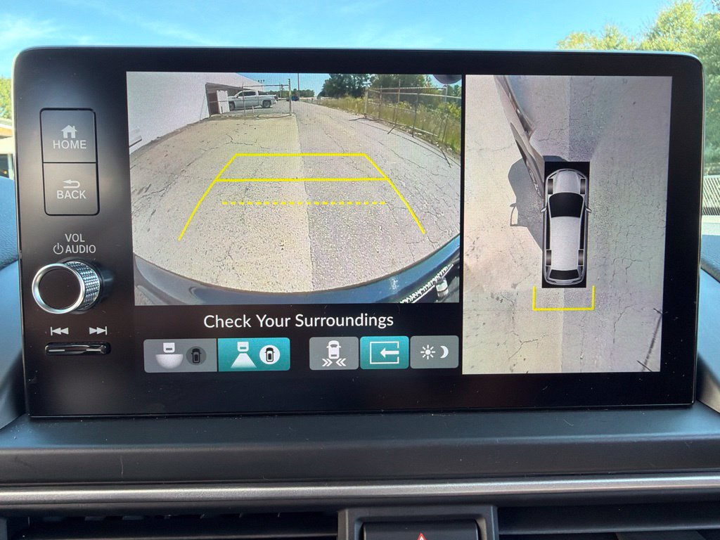 Used 2025 Honda Pilot Elite image 38