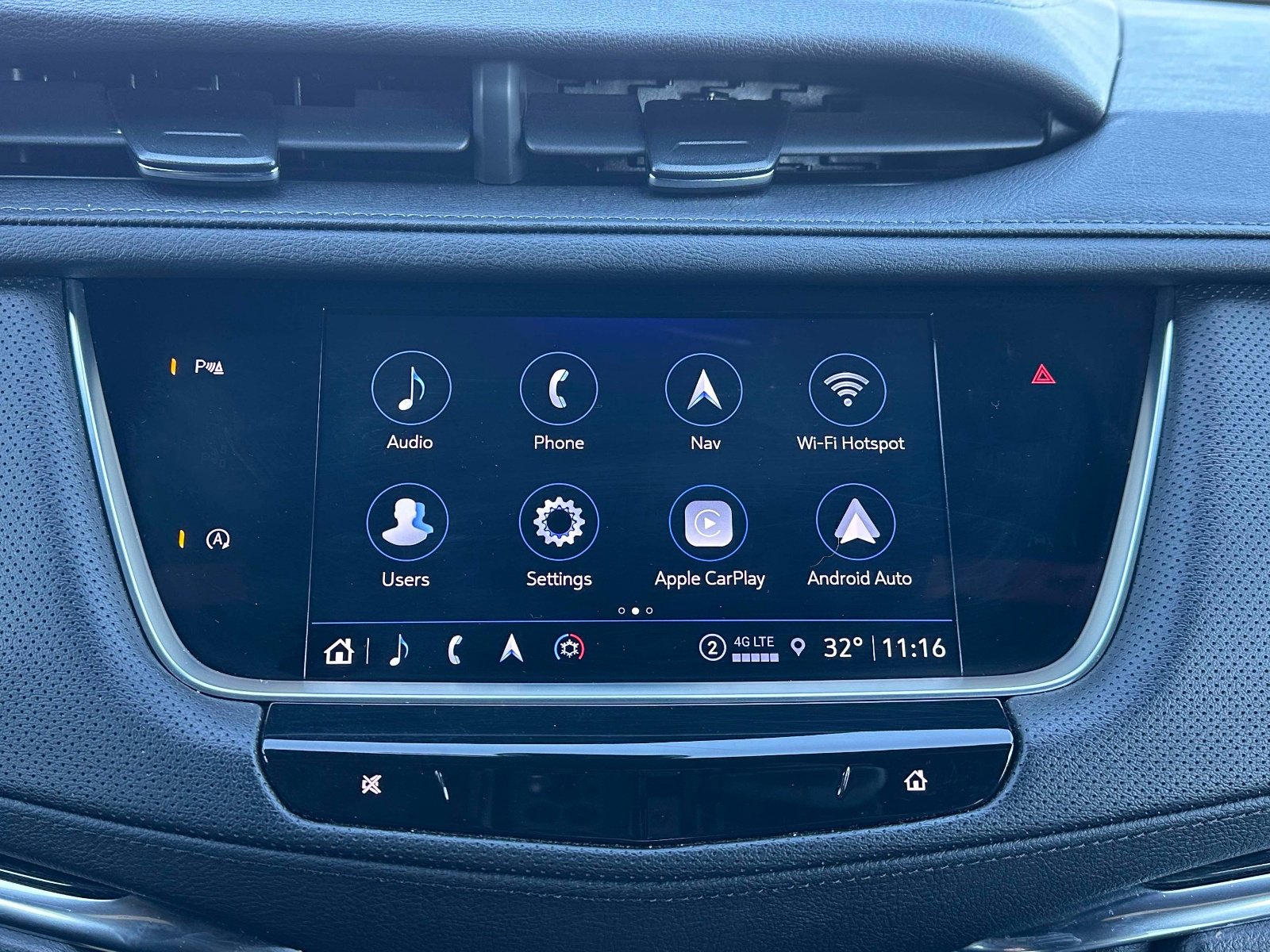 Certified 2022 Cadillac XT5 Premium Luxury image 11