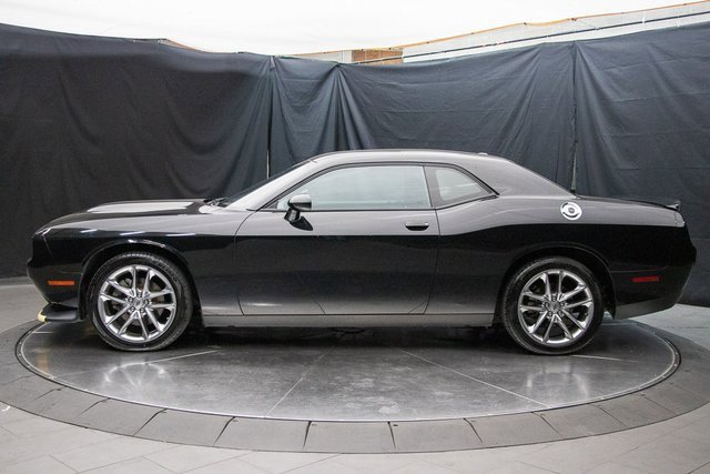 Used 2022 Dodge Challenger GT image 9