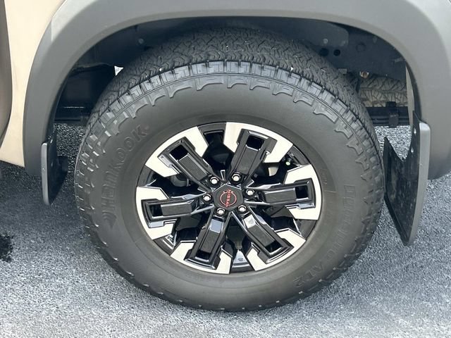 Used 2024 Nissan Frontier Pro-X RWD image 13