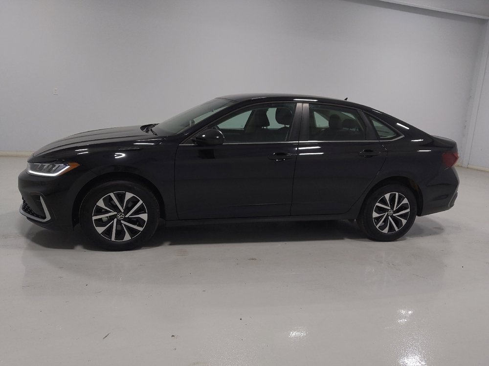 Used 2025 Volkswagen Jetta S FWD image 2