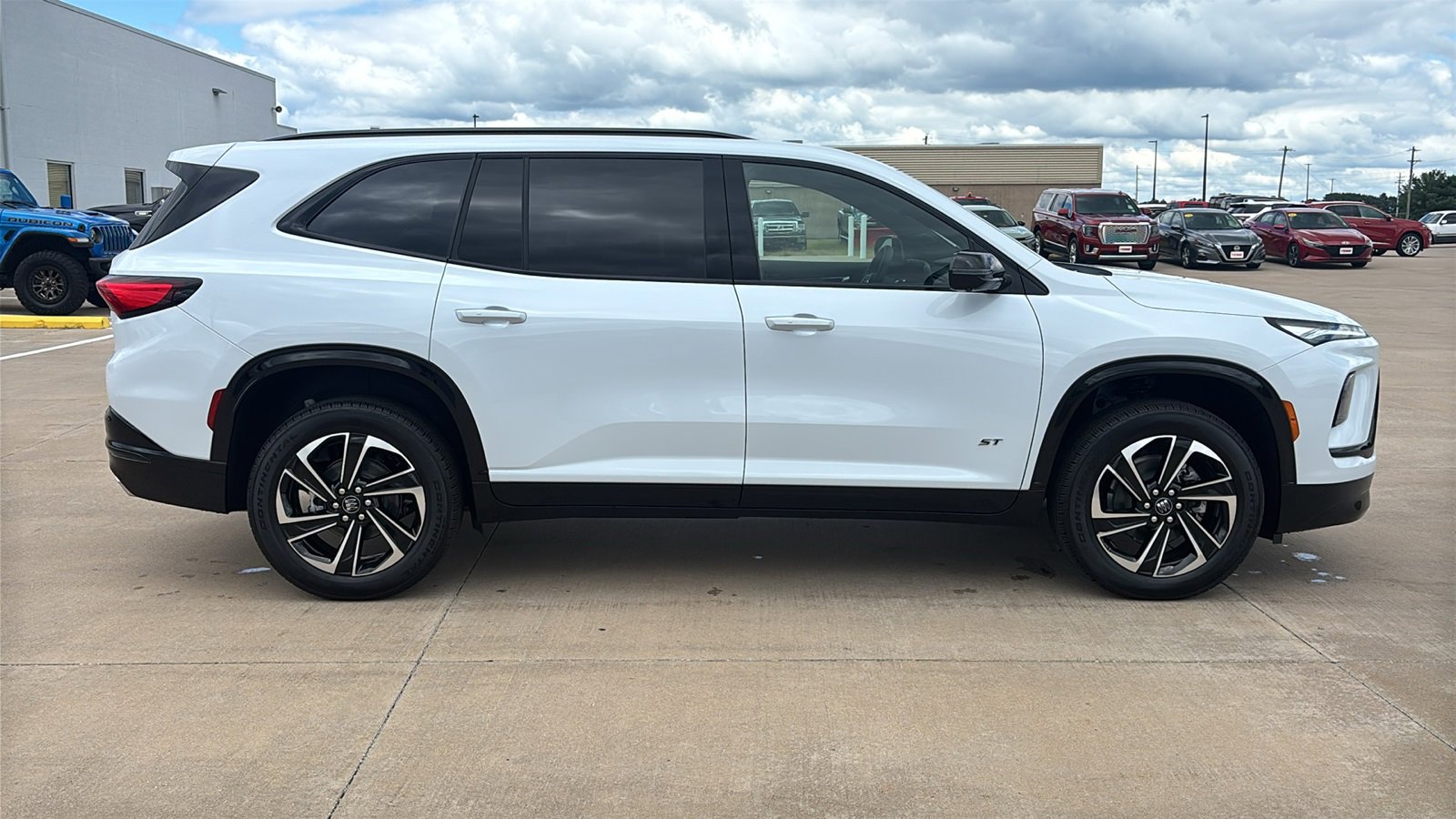 New 2026 Buick Enclave Sport Touring w/ Power Package image 10