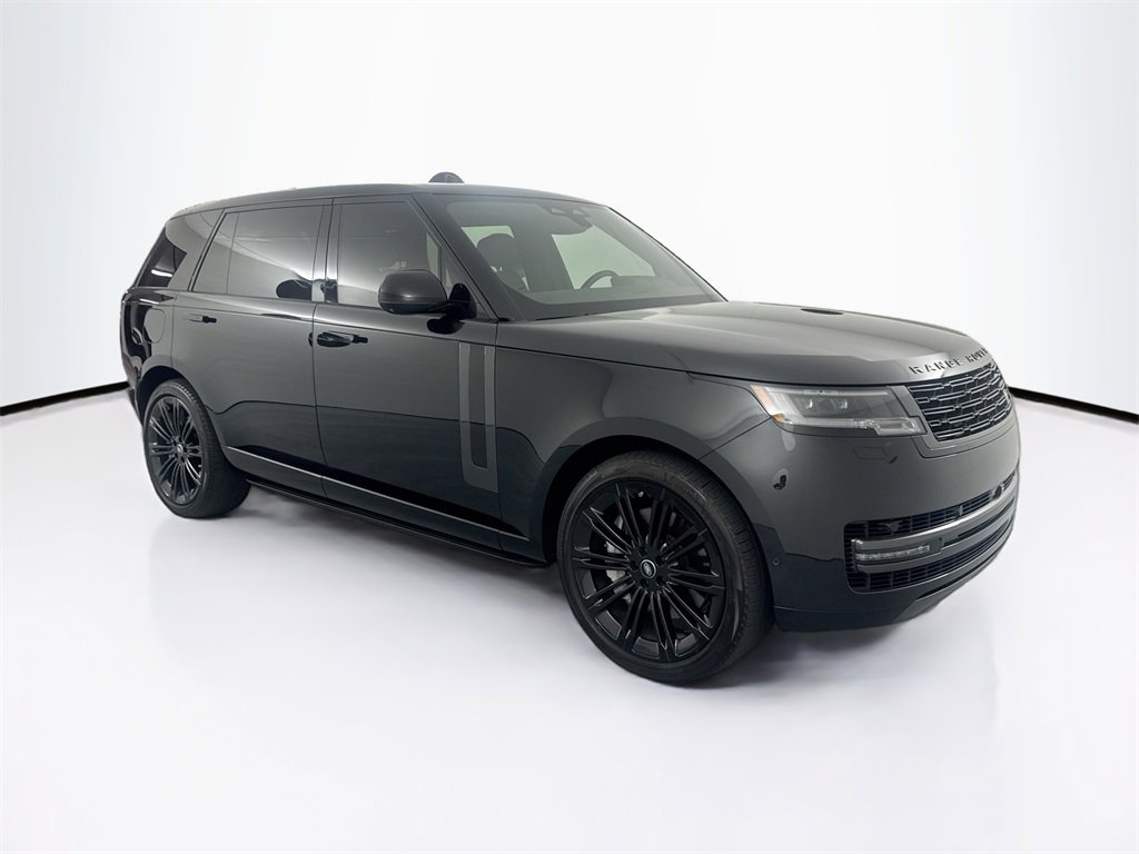 Used 2024 Land Rover Range Rover Long Wheelbase SE image 3