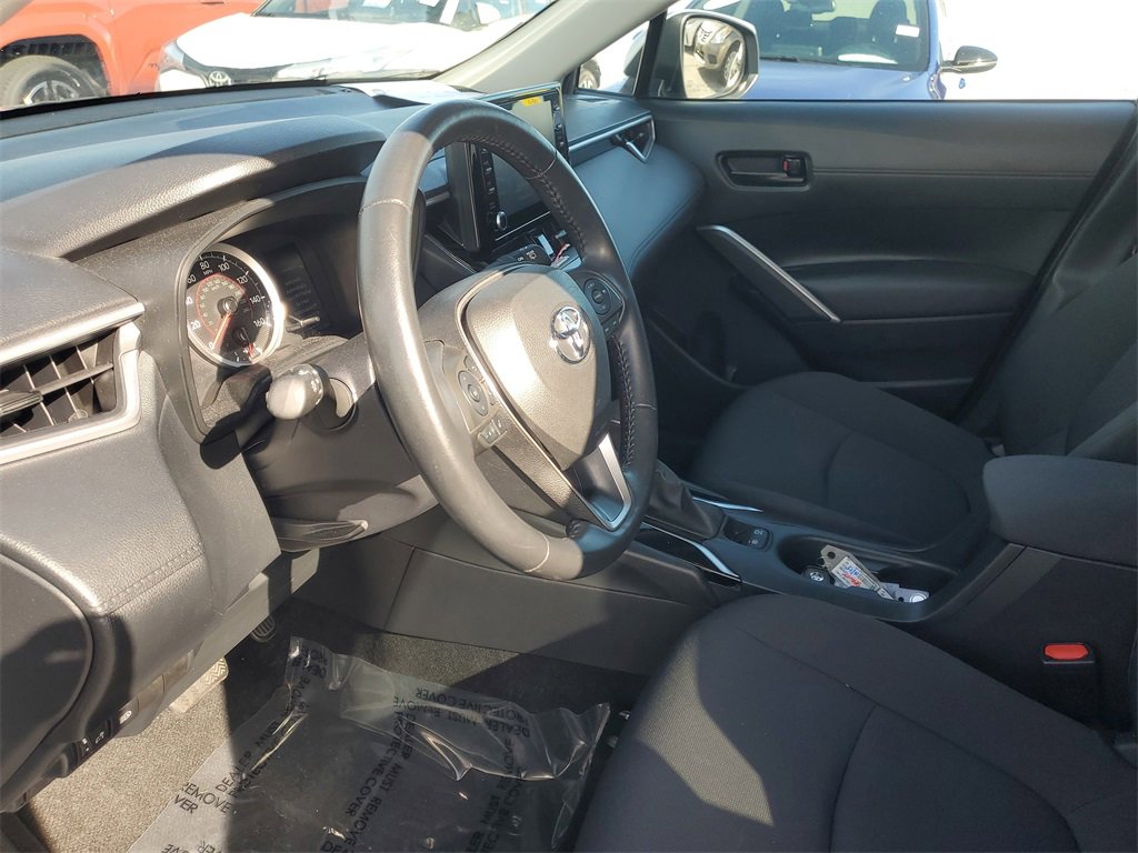 Used 2022 Toyota Corolla Cross LE image 15