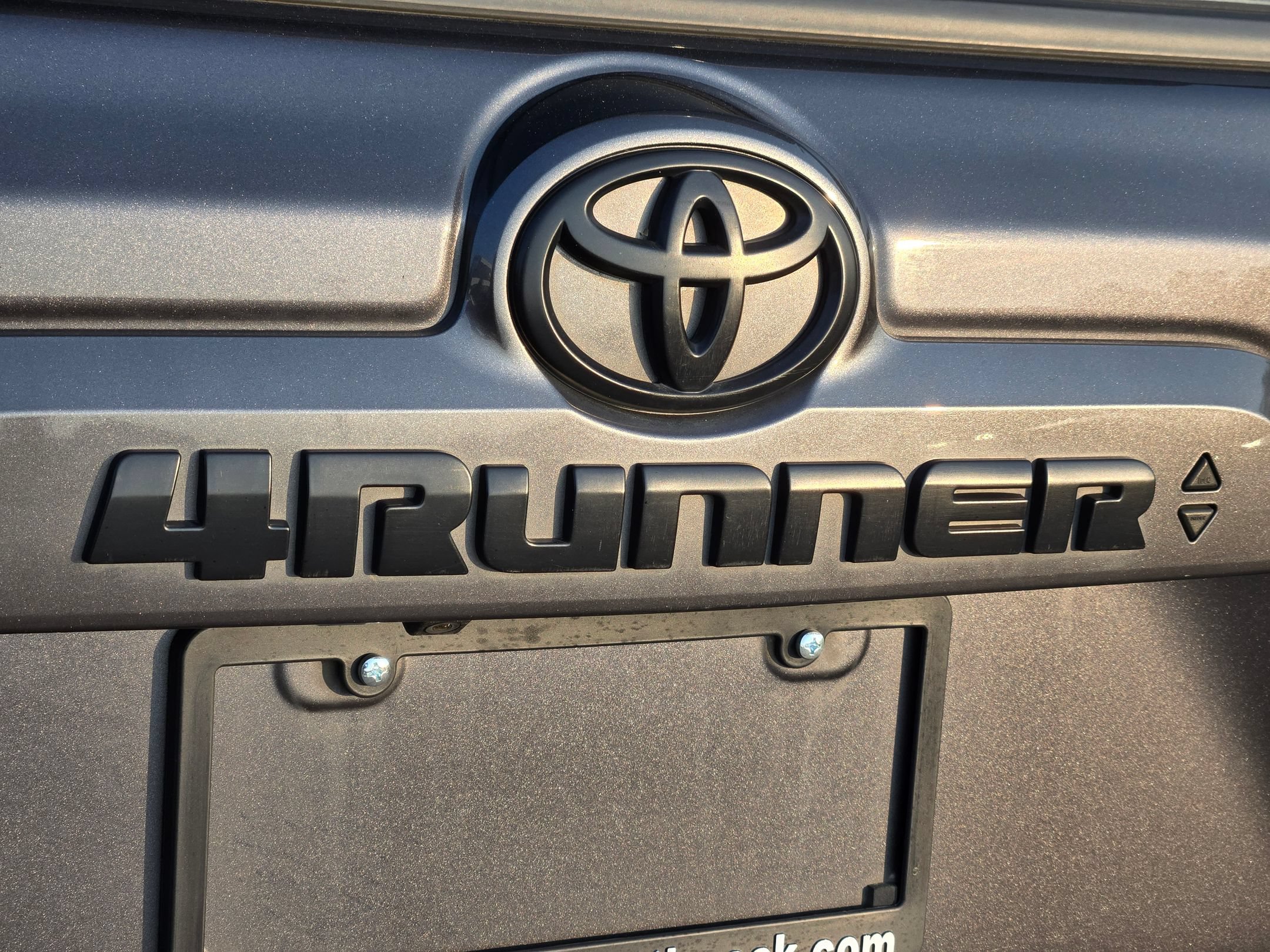 Used 2020 Toyota 4Runner SR5 Premium w/ Moonroof Package RWD image 38