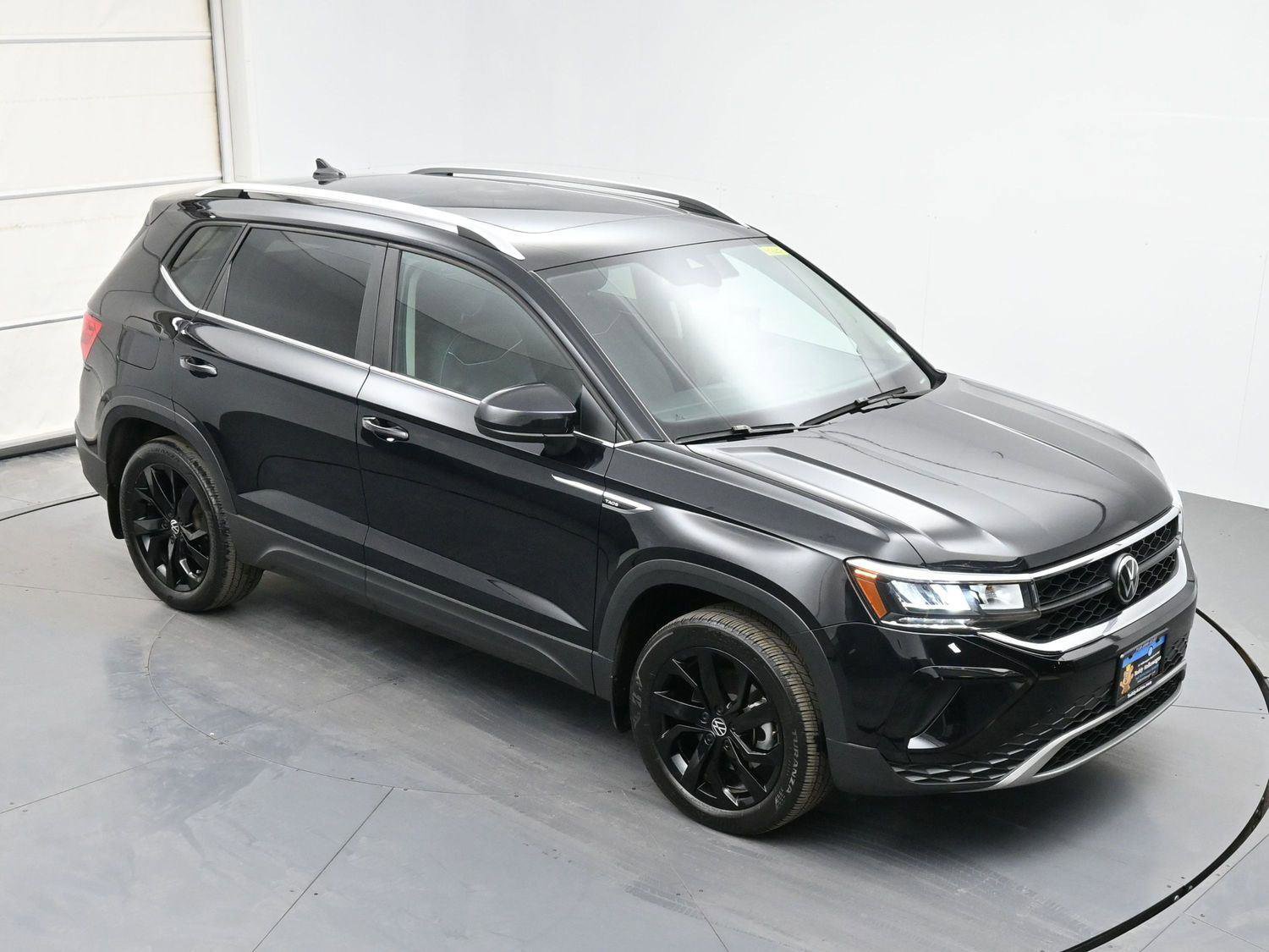 Used 2023 Volkswagen Taos SE image 33