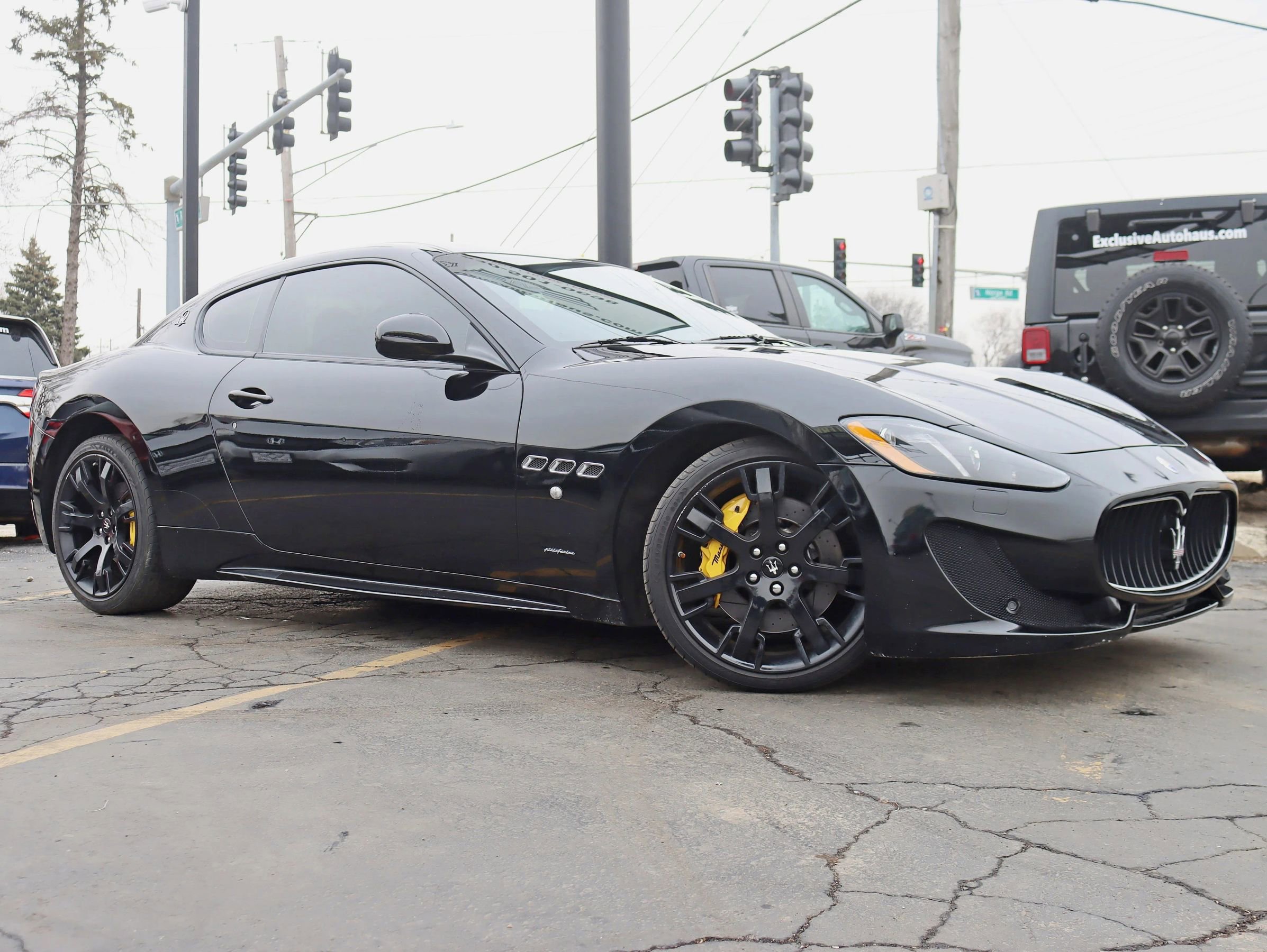 Used 2013 Maserati GranTurismo MC RWD image 2