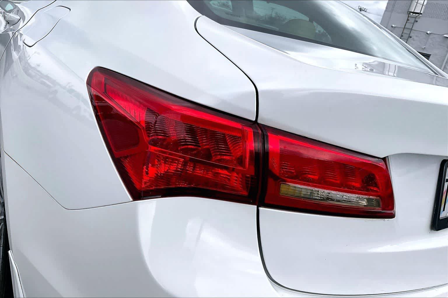 Used 2019 Acura TLX w/ Technology Package FWD image 32