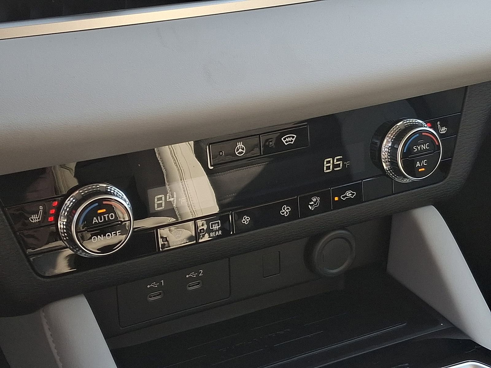 New 2026 Mitsubishi Outlander SE AWD/4WD image 14
