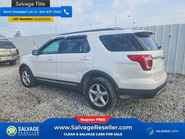 Used 2017 Ford Explorer XLT AWD/4WD image 3