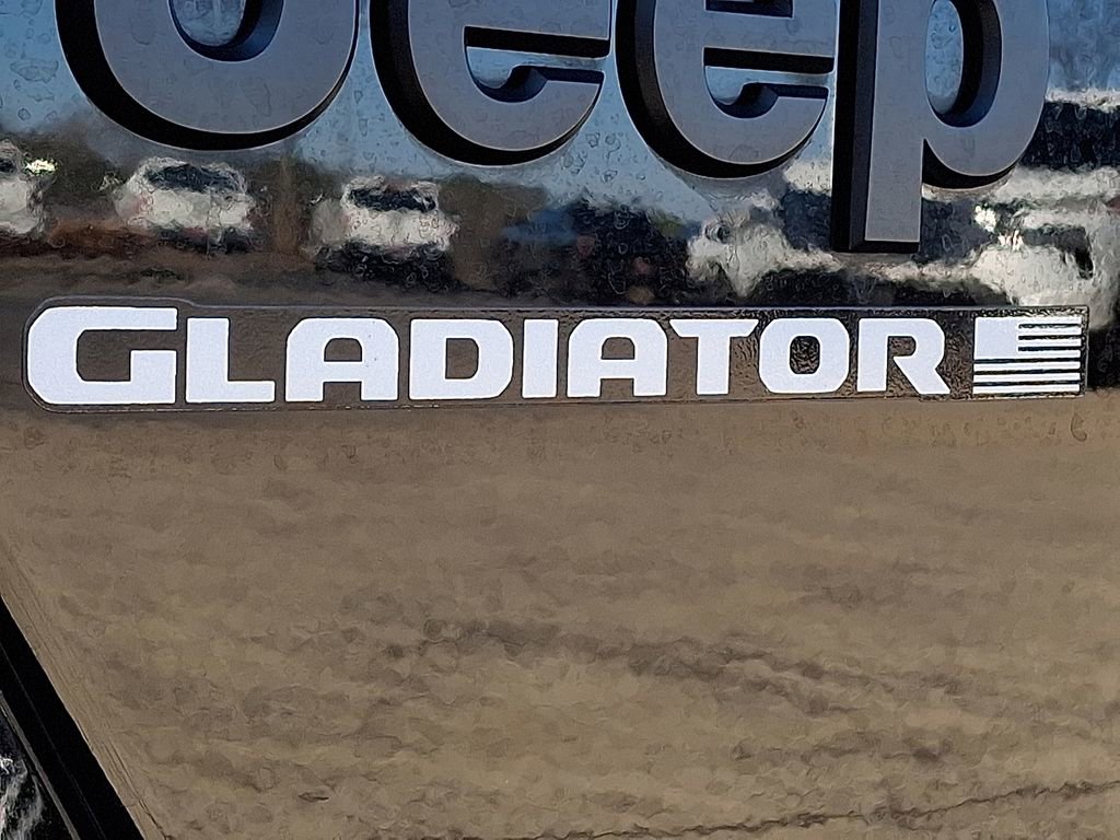 Used 2023 Jeep Gladiator Overland image 29