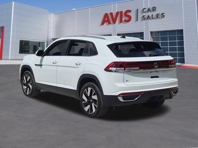 Used 2025 Volkswagen Atlas Cross Sport SE FWD image 9