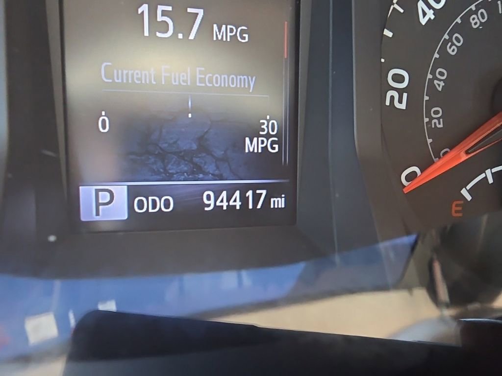 Used 2018 Toyota Tacoma SR w/ SR Convenience Package AWD/4WD image 17