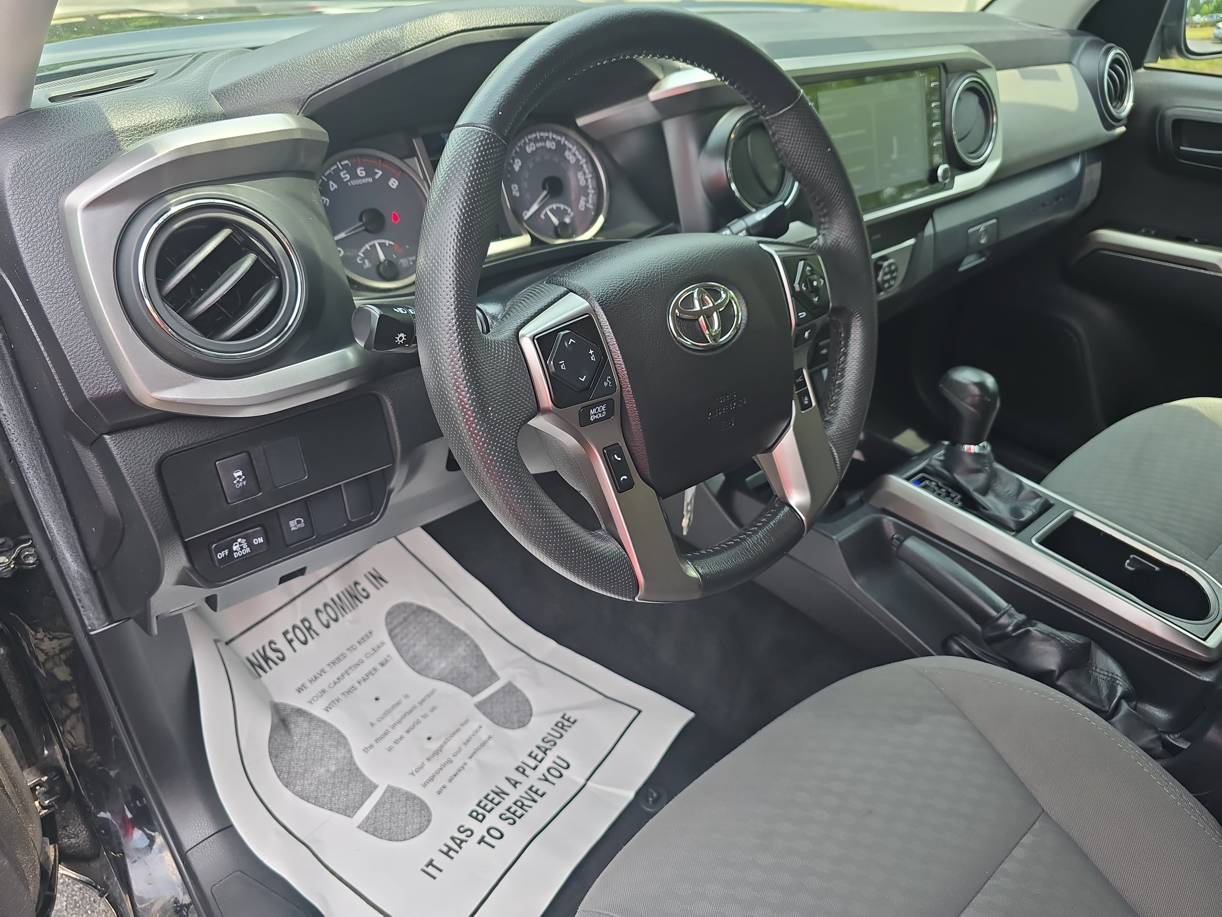 Used 2022 Toyota Tacoma SR5 RWD image 15