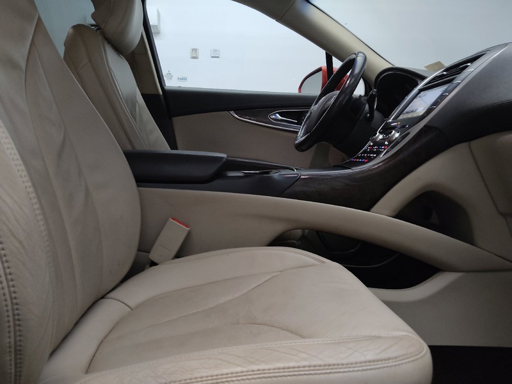 Used 2016 Lincoln MKX Reserve w/ Technology Package FWD image 21