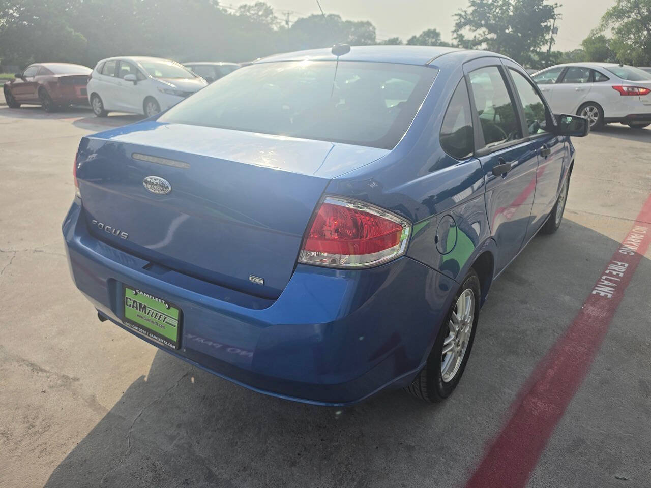 Used 2010 Ford Focus SE FWD image 12