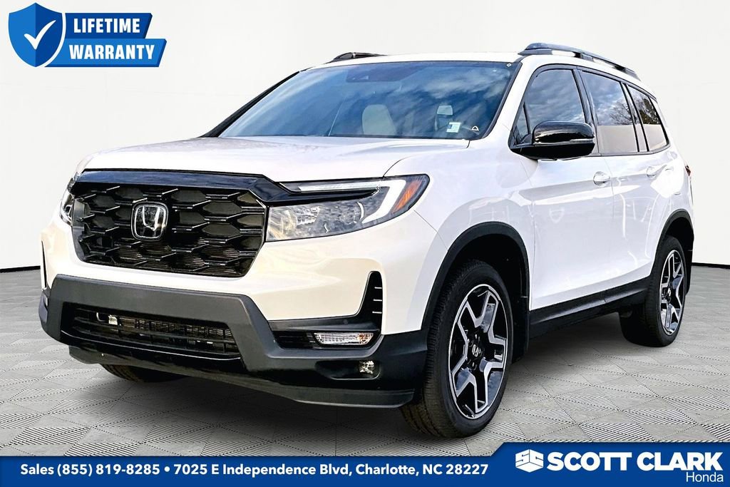 Used 2023 Honda Passport Elite image 3