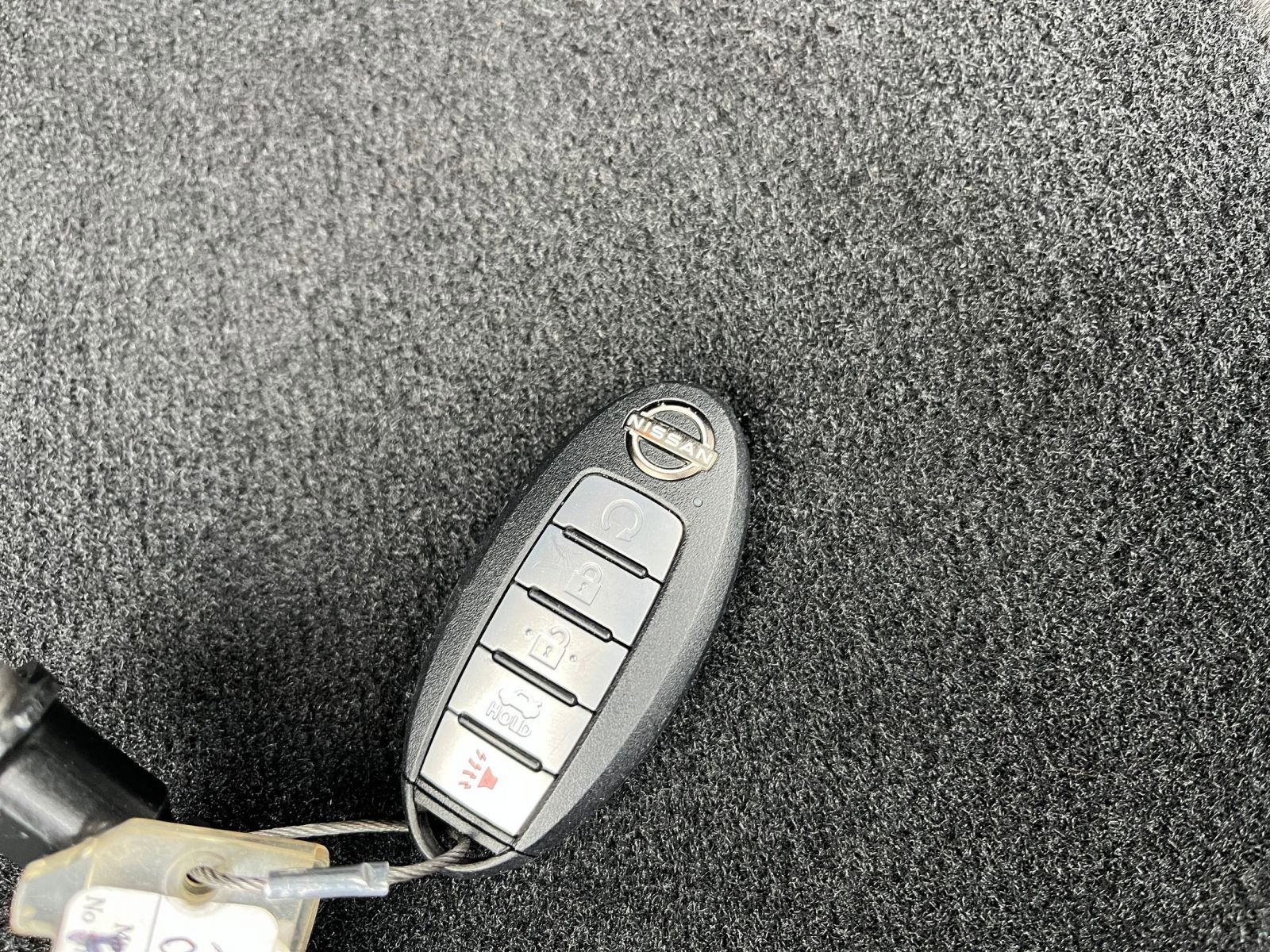 Used 2025 Nissan Altima 2.5 SV FWD image 25