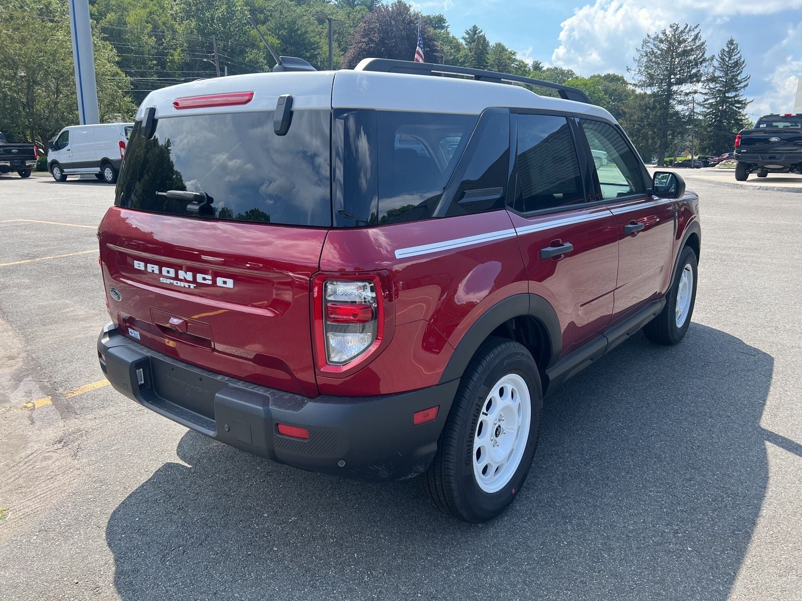 New 2025 Ford Bronco Sport Heritage w/ Convenience Package AWD/4WD image 4