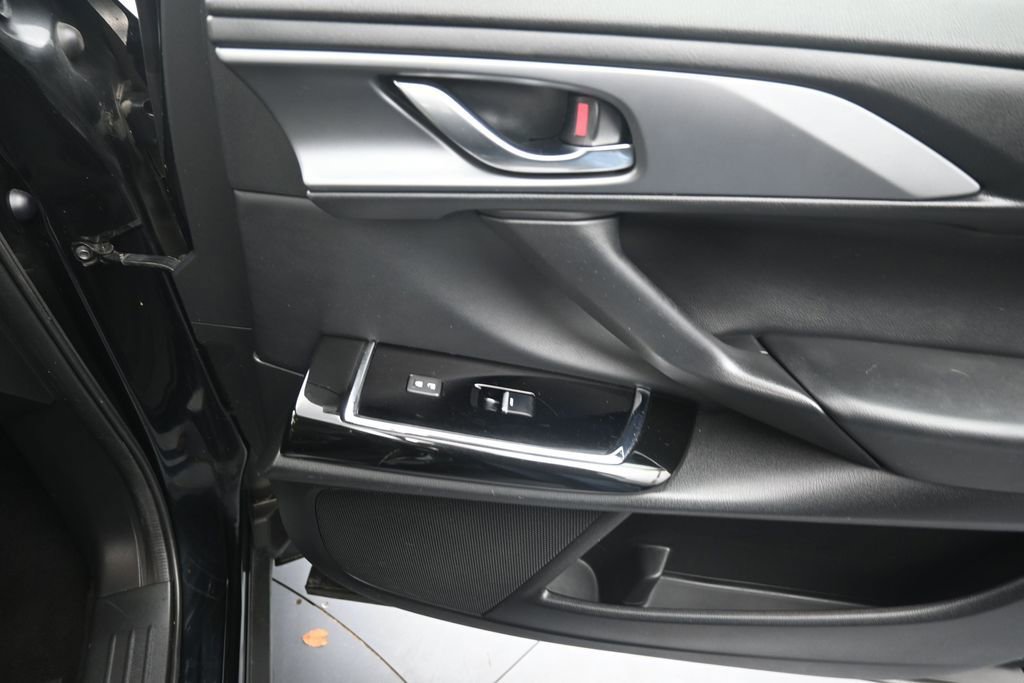 Used 2023 MAZDA CX-9 Touring Plus AWD/4WD image 19