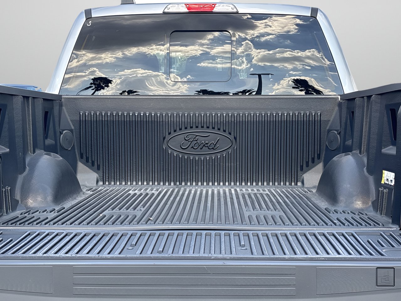 Used 2022 Ford F150 XLT w/ Equipment Group 301A Mid image 8