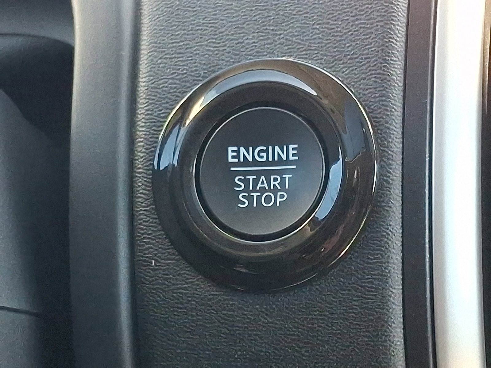 Used 2025 Ford Expedition Active AWD/4WD image 22