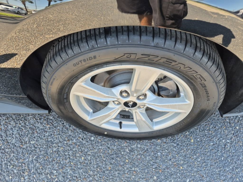 Used 2022 Ford Mustang EcoBoost image 20