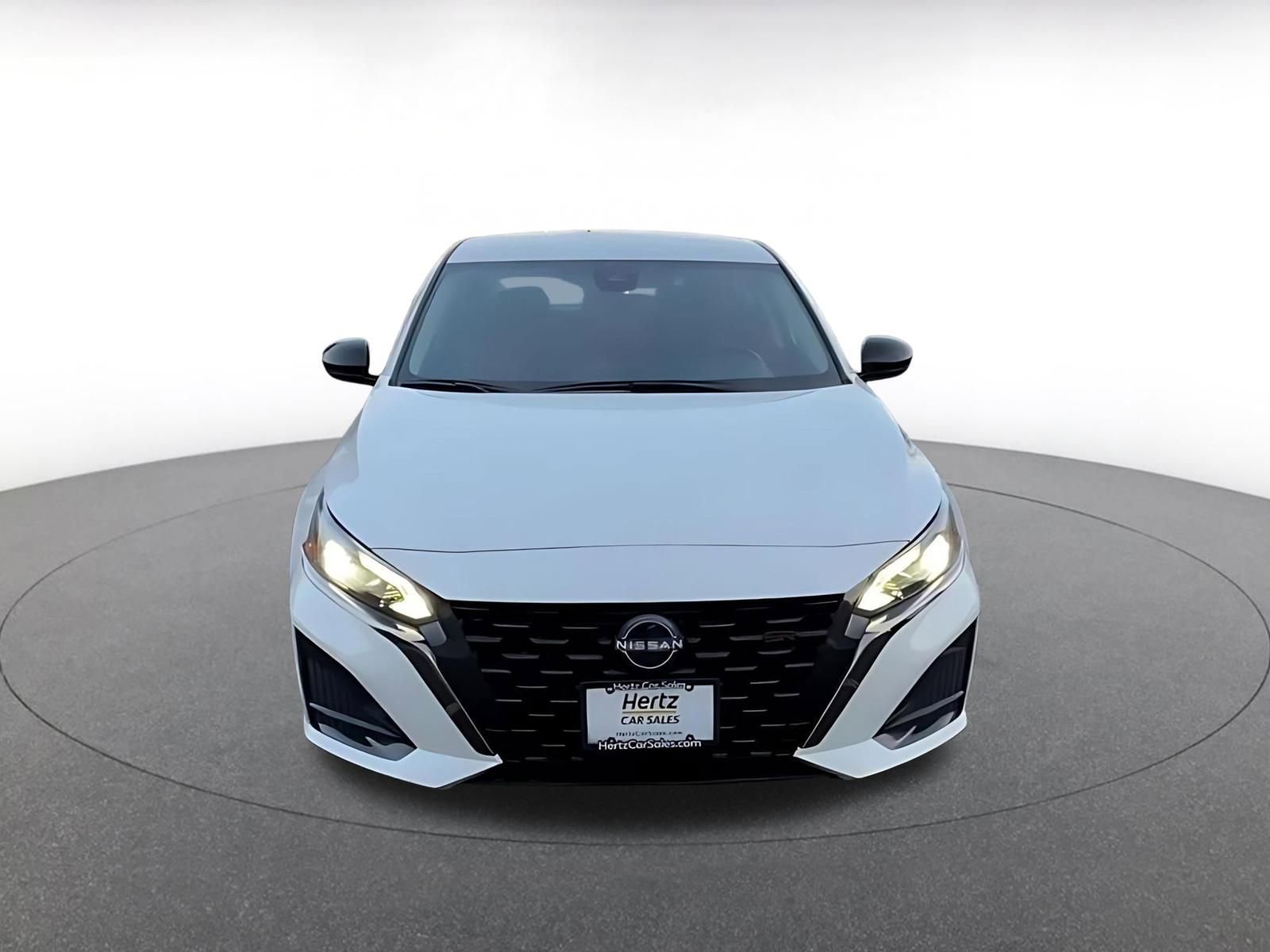 Used 2025 Nissan Altima 2.5 SR image 4