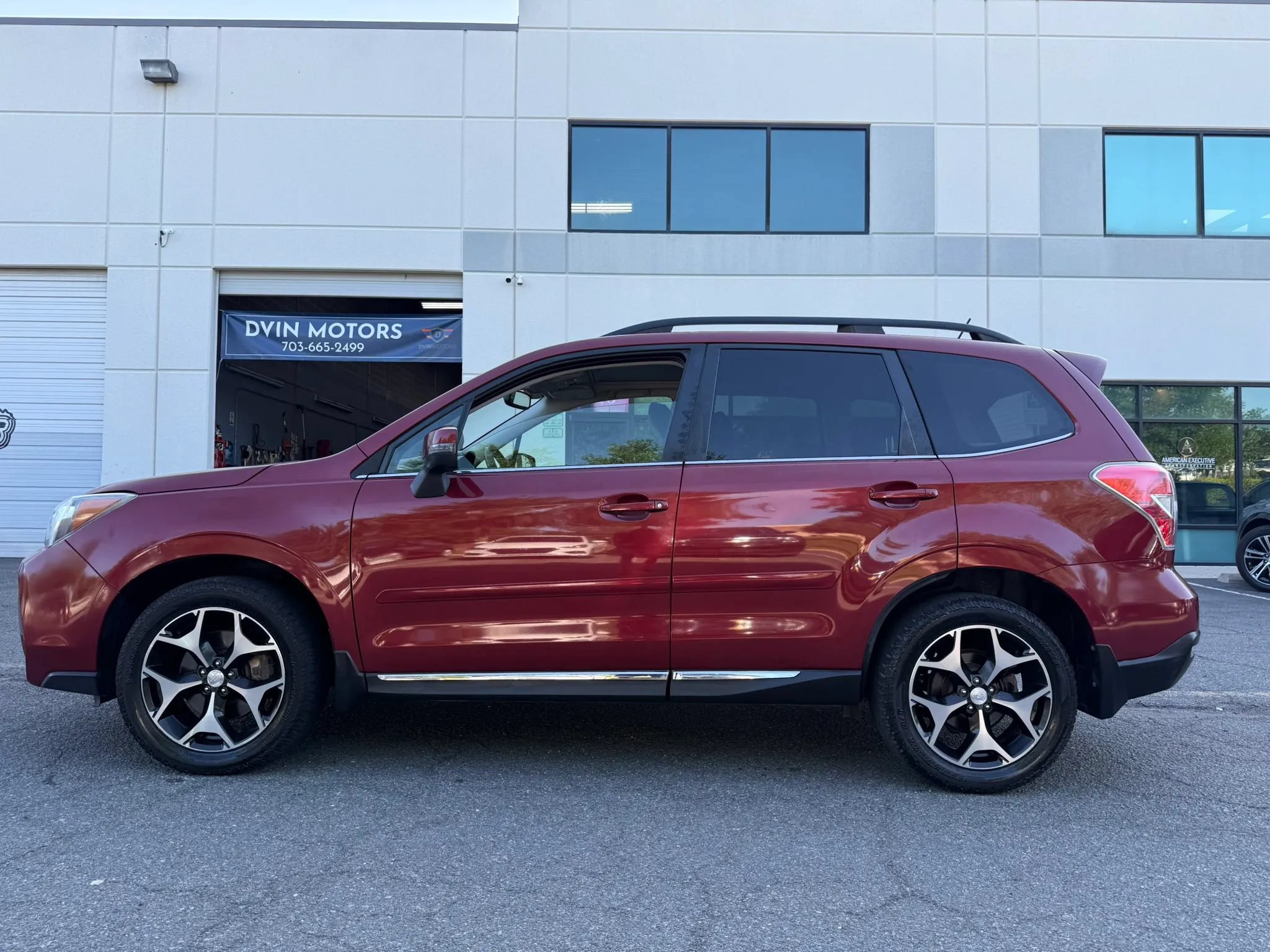 Used 2015 Subaru Forester 2.0XT Touring w/ Eyesight & Navigation System AWD/4WD image 10