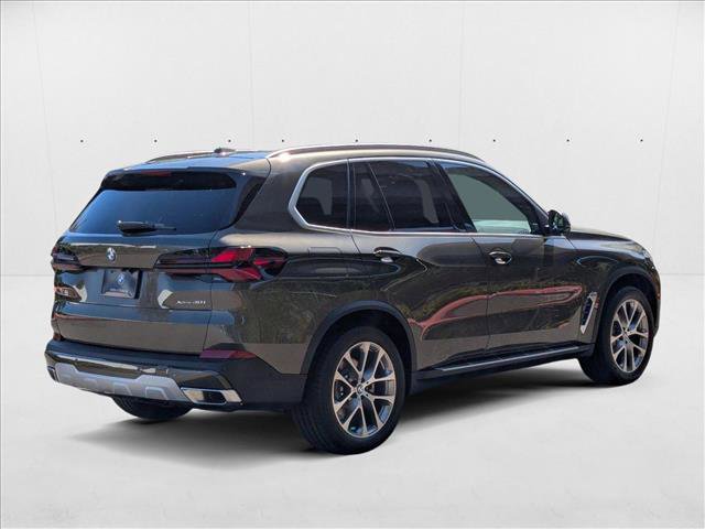 Used 2026 BMW X5 xDrive40i image 2