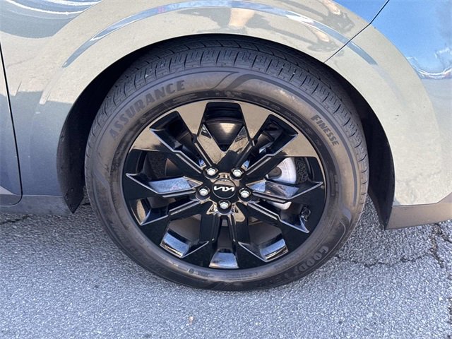 Used 2024 Kia Carnival SX Prestige image 7