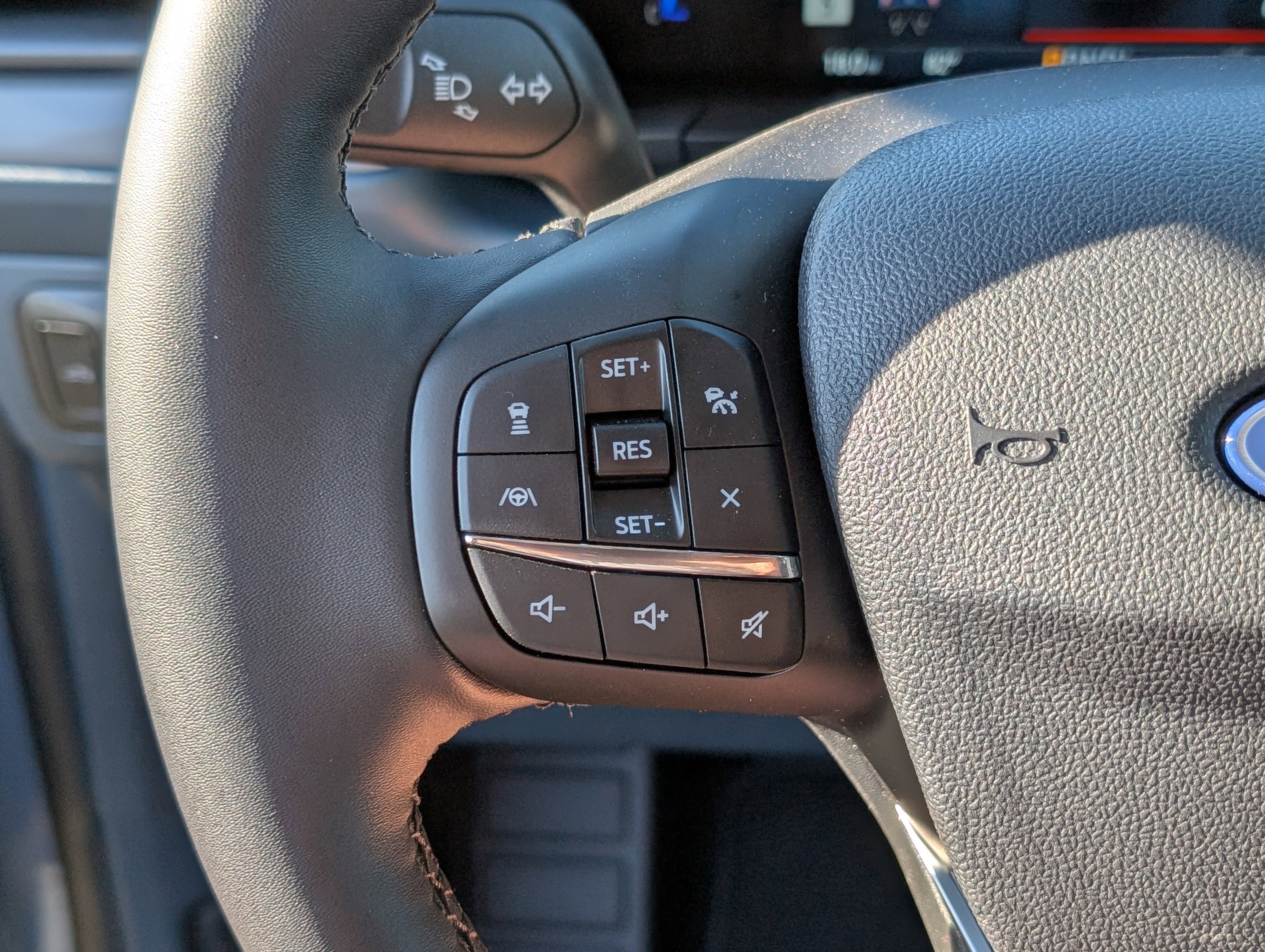 New 2025 Ford Maverick Lariat w/ Black Appearance Package image 20