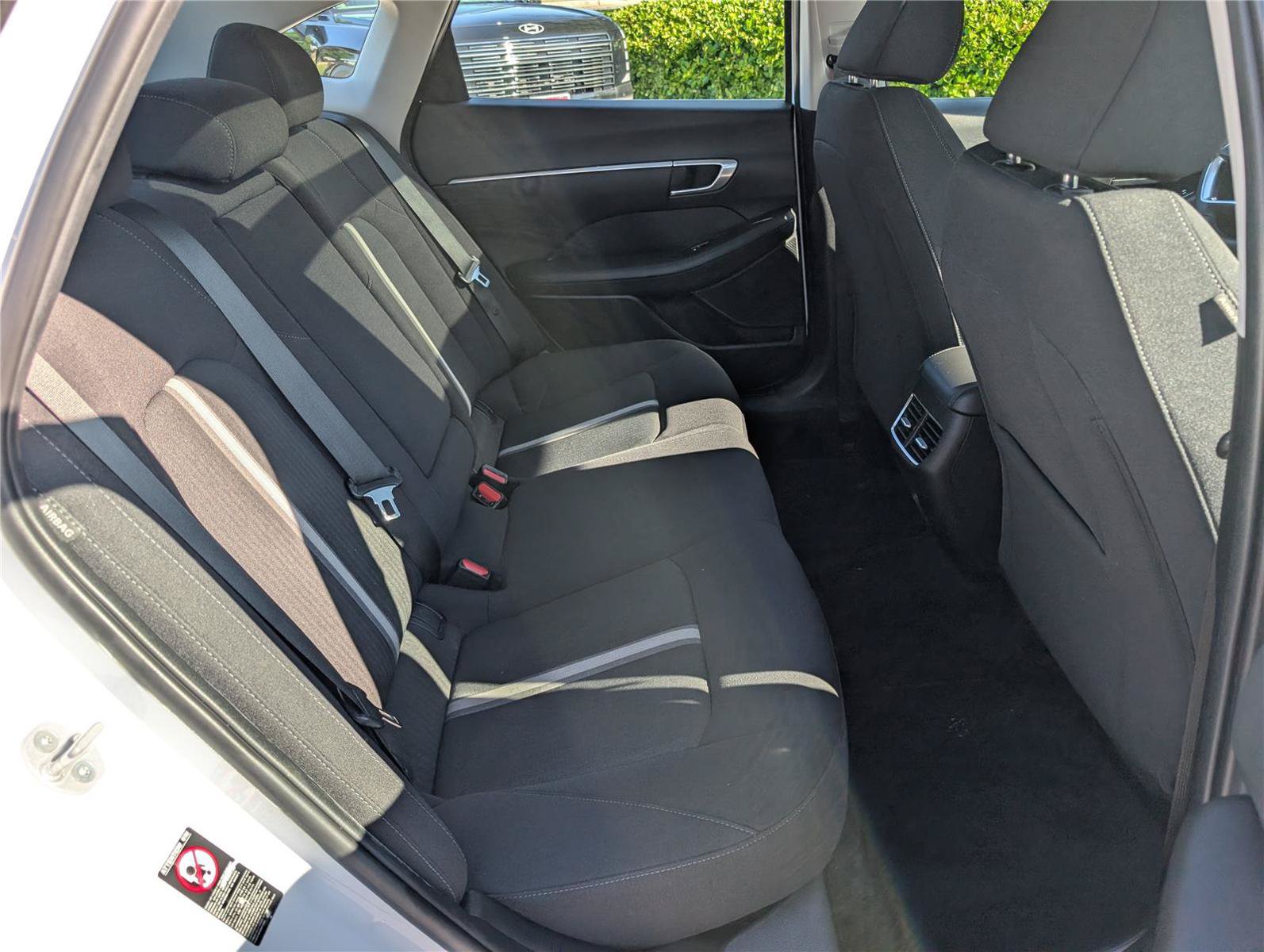 Used 2023 Hyundai Sonata SEL w/ Convenience Package FWD image 11