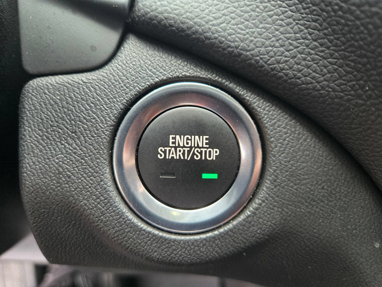 Used 2024 Chevrolet Equinox LT w/ LPO, Floor Liner Package FWD image 20