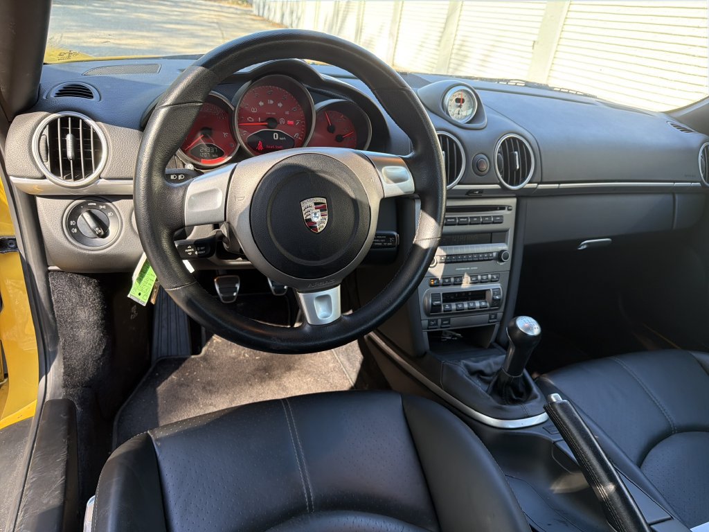 Used 2006 Porsche Cayman S RWD image 11