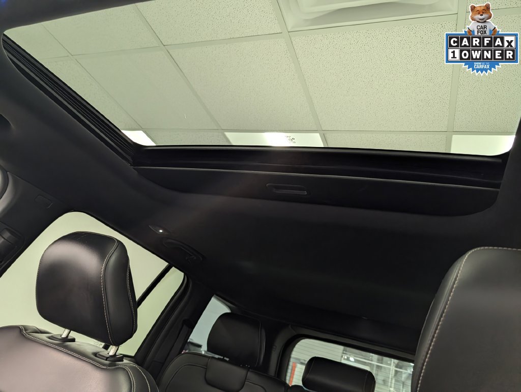 Used 2023 Jeep Grand Cherokee Altitude AWD/4WD image 23