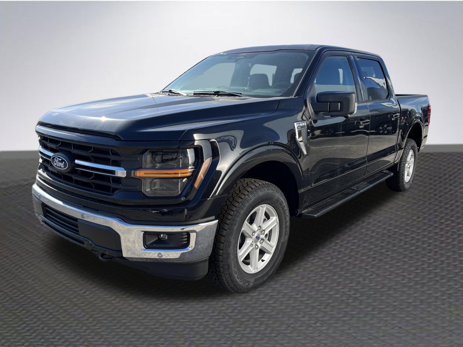 New 2026 Ford F150 XLT w/ Equipment Group 302A MID AWD/4WD image 4