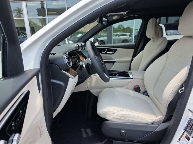Certified 2025 Mercedes-Benz GLC 350e 4MATIC image 7
