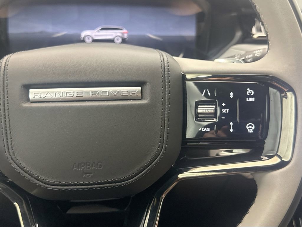 Used 2026 Land Rover Range Rover Velar S AWD/4WD image 12