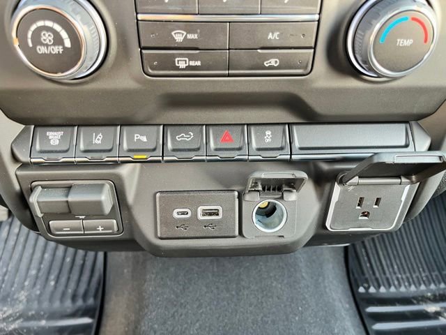 Used 2026 Chevrolet Silverado 3500 W/T AWD/4WD image 35